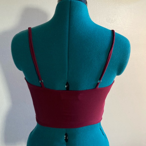 Red crop top - Picture 2 of 2